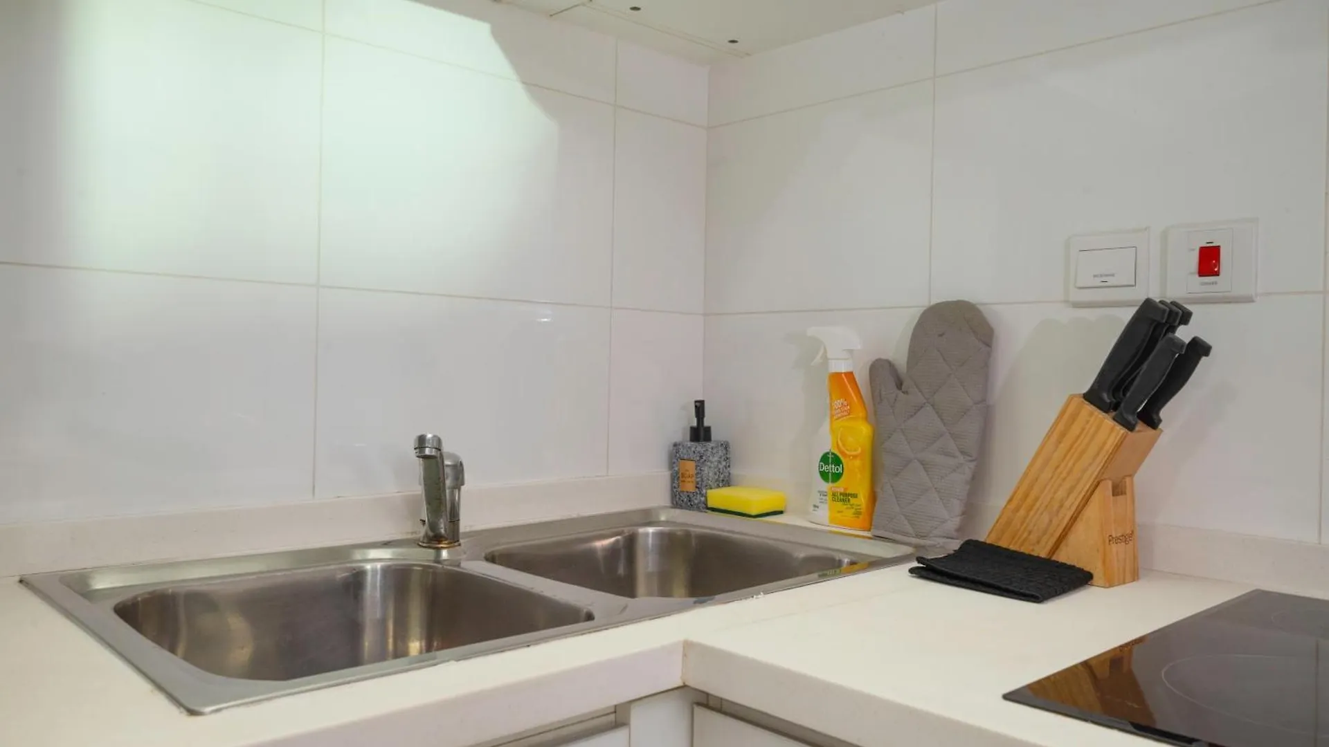 World Wide Homes - Cozy 1 Bedroom Close To Jbr Beach - Dubai Marina
